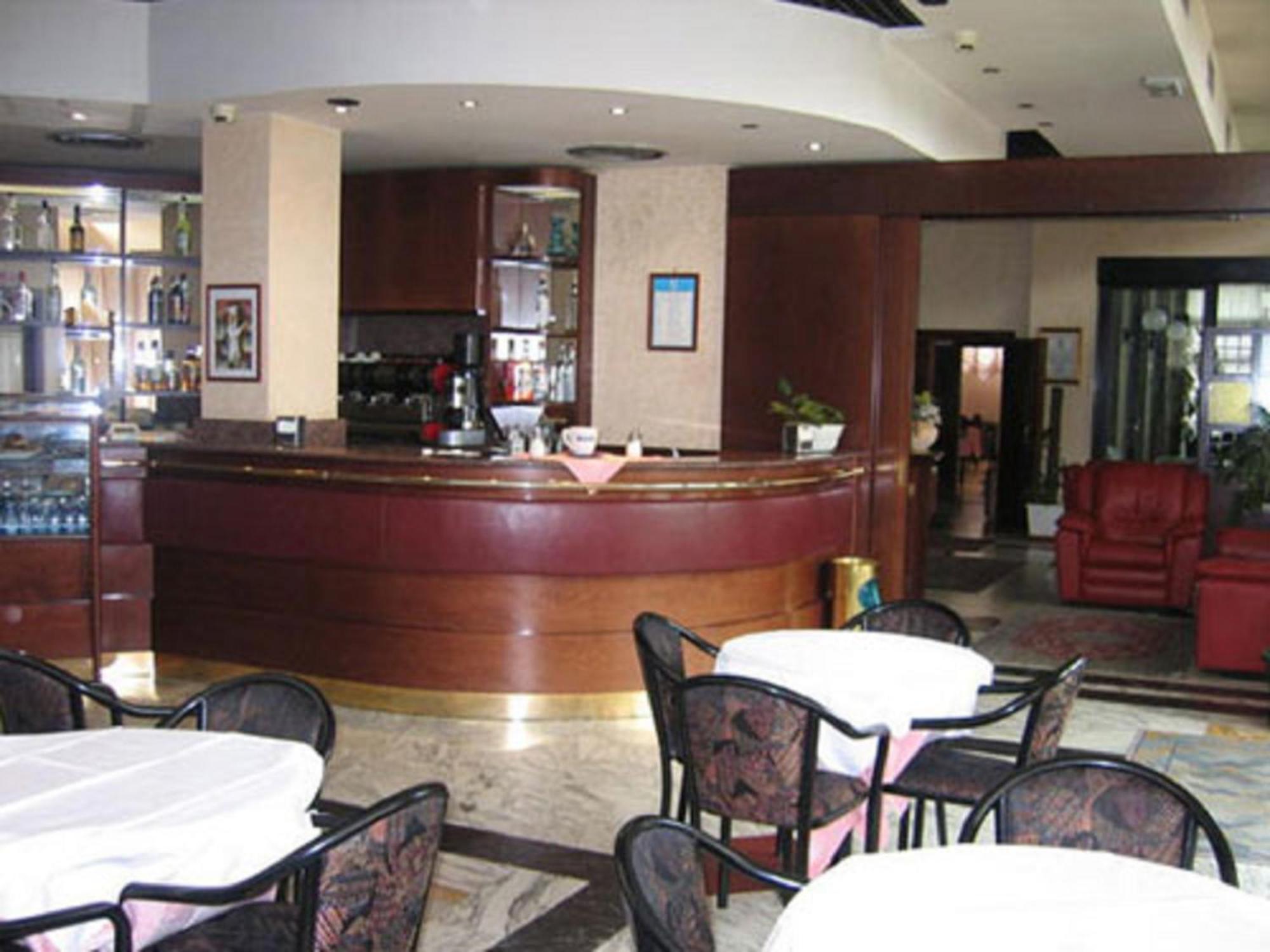 Hotel Excelsior Monticchio  Екстер'єр фото