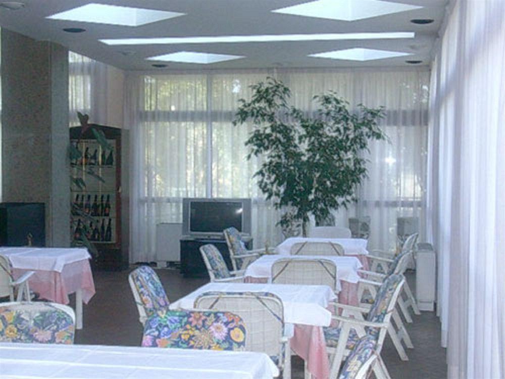 Hotel Excelsior Monticchio  Екстер'єр фото